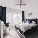فندق مبيت وإفطار Zwierzynscy 2 3*